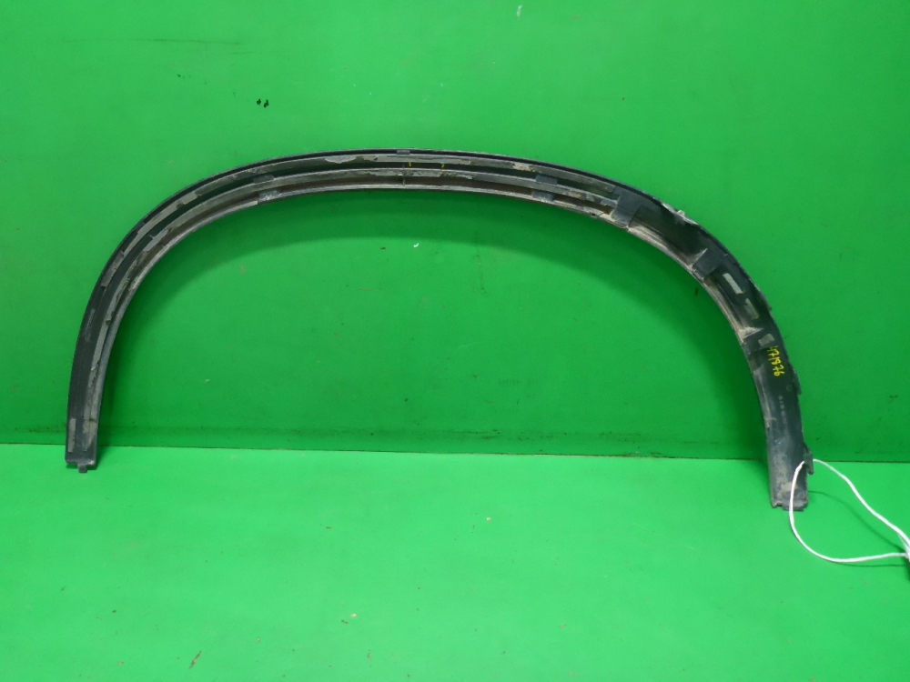 Накладка заднего крыла правого