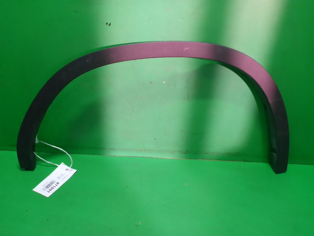 Накладка заднего крыла правого