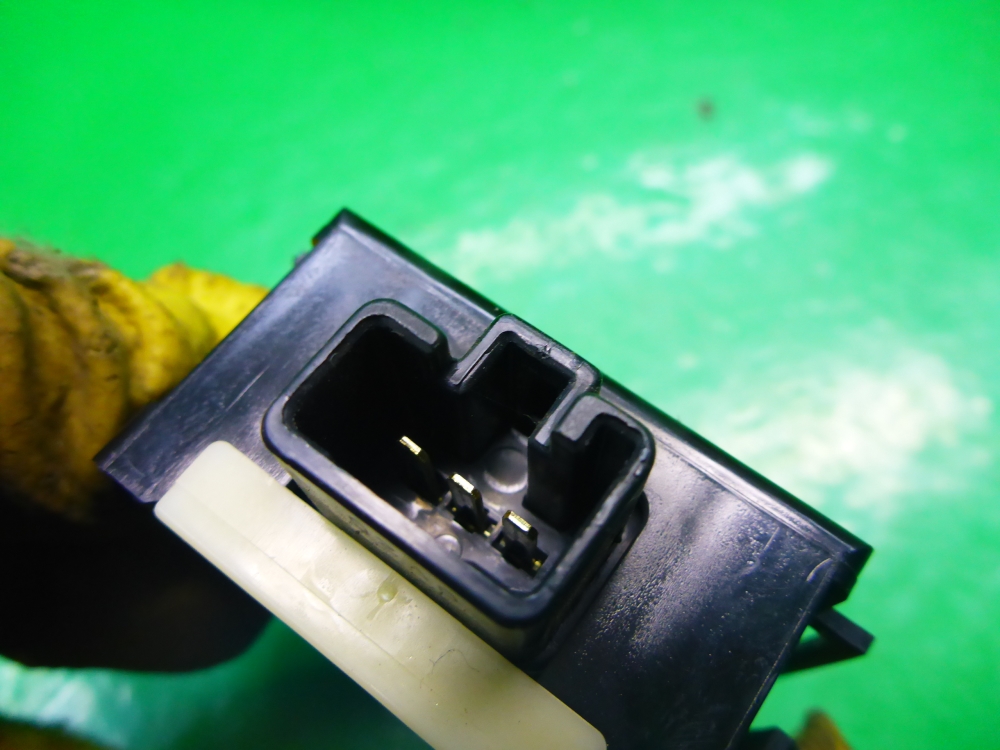 Кнопка освещения панели приборов