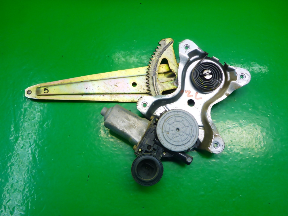 Стеклоподъемник электр. задний левый