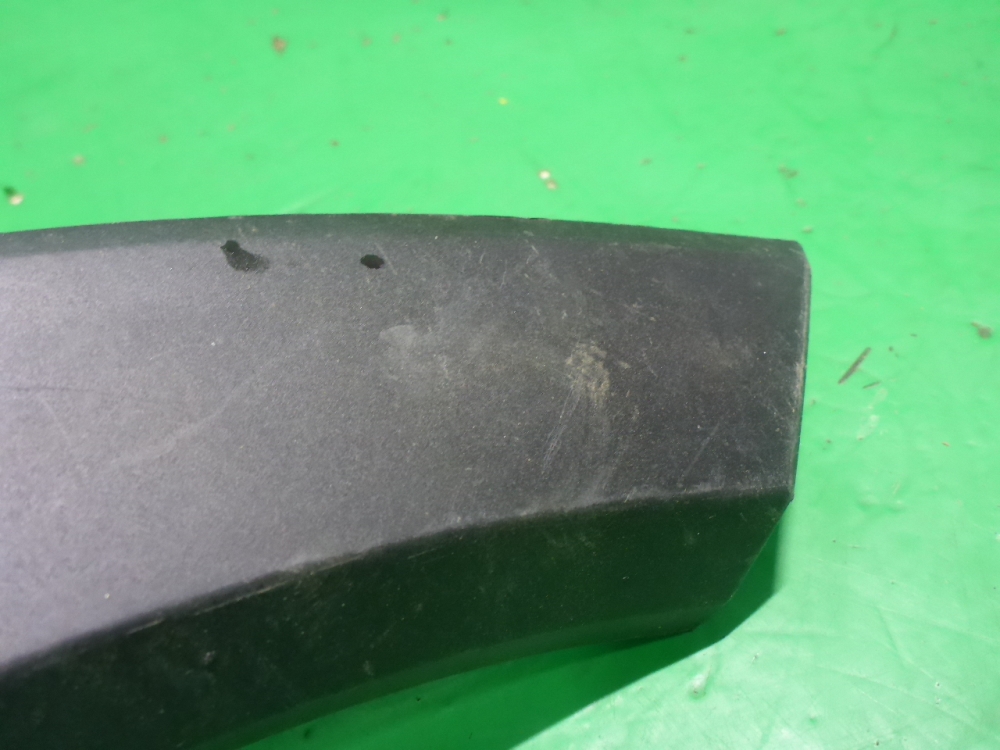 Накладка двери задней левой