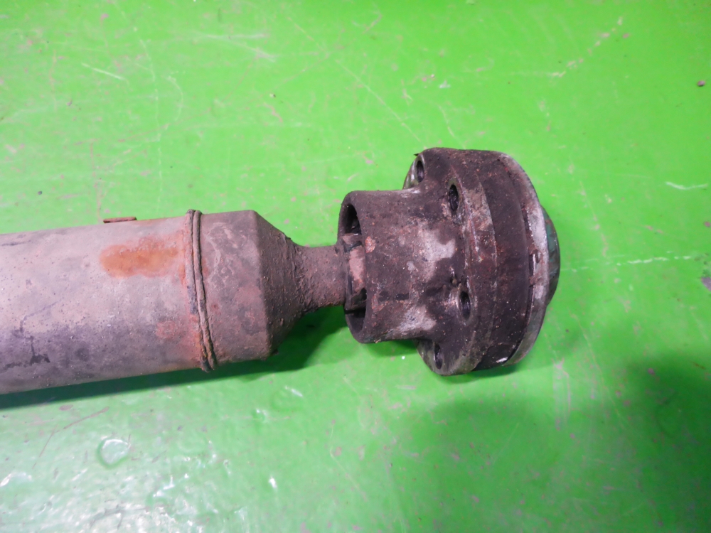 Вал карданный