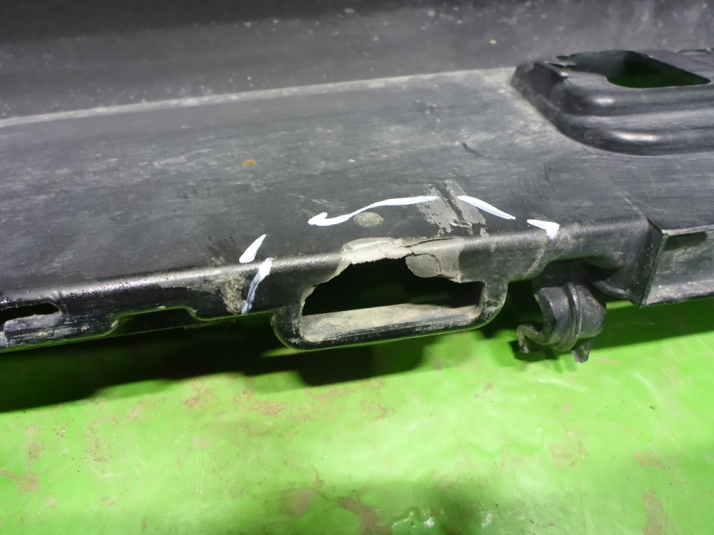 Бампер задний