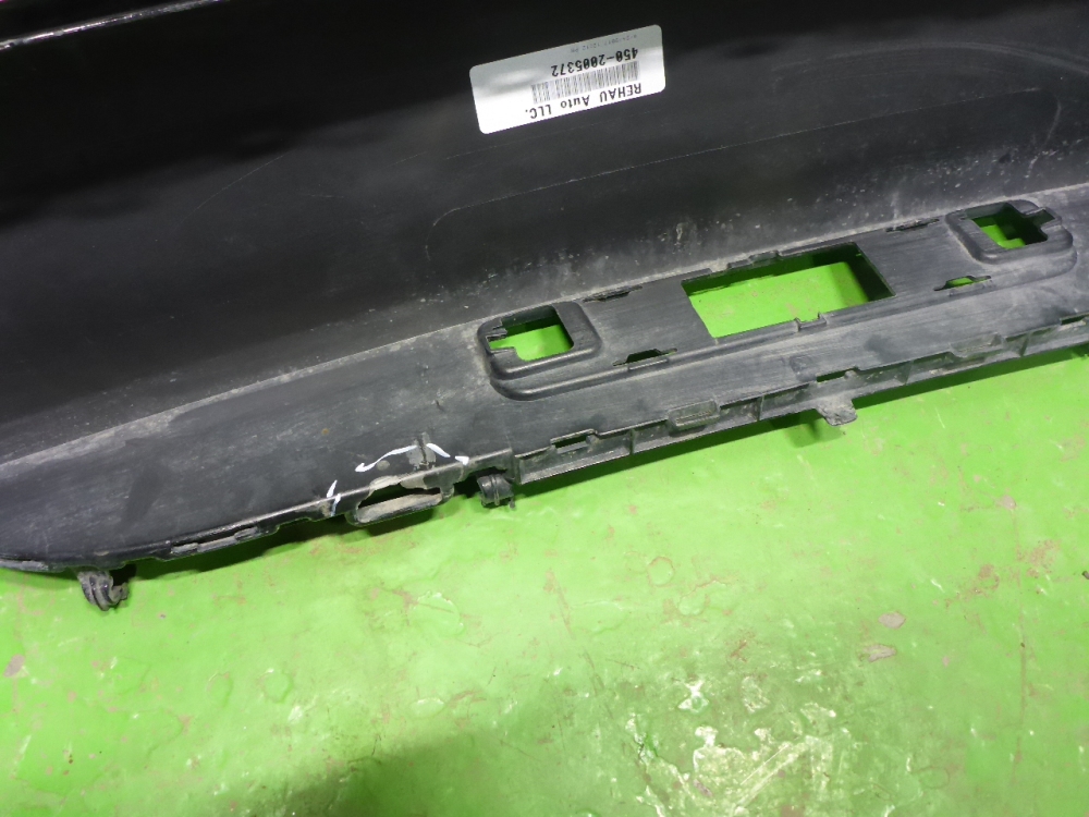 Бампер задний