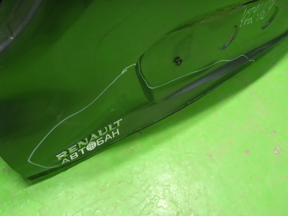 Дверь багажника