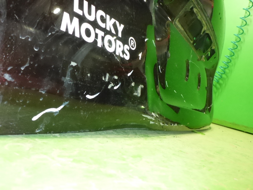 Дверь багажника