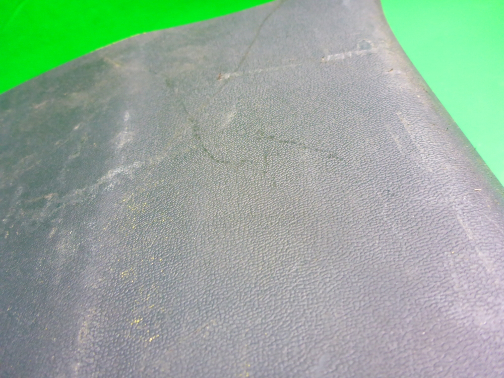 Обшивка багажника