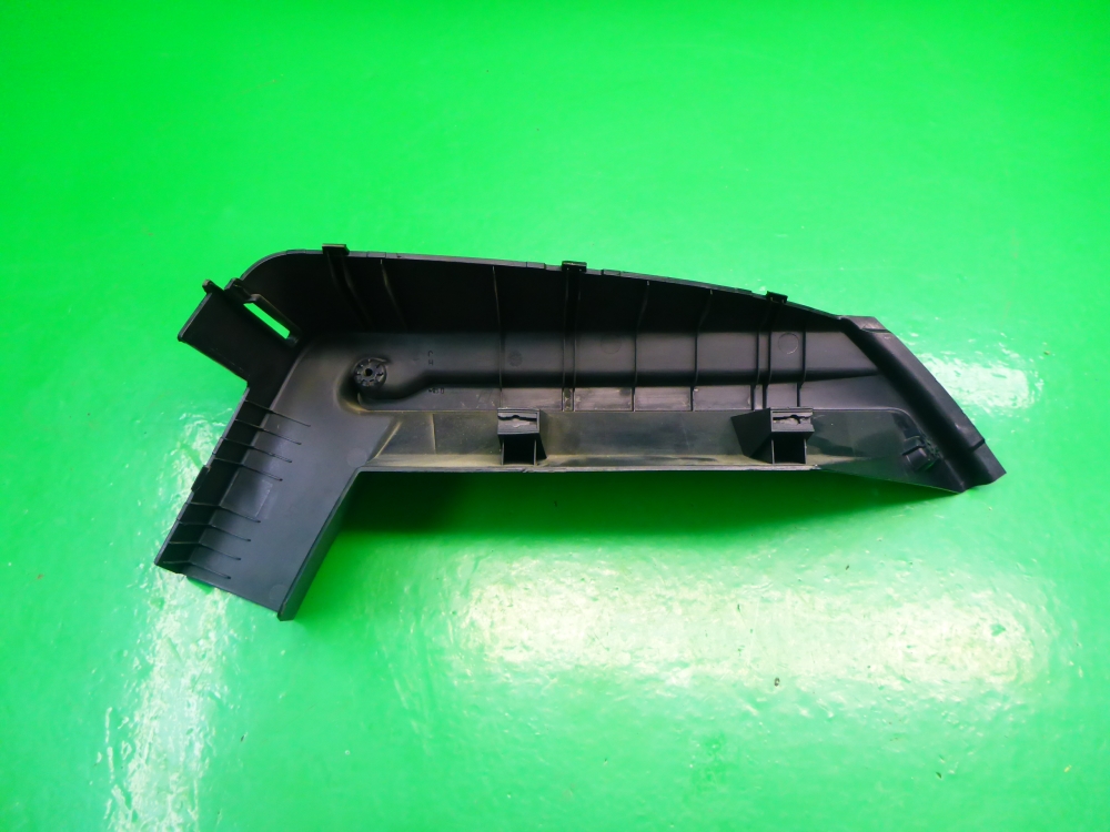 Держатель задней полки