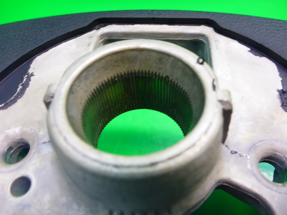 Рулевое колесо (руль)