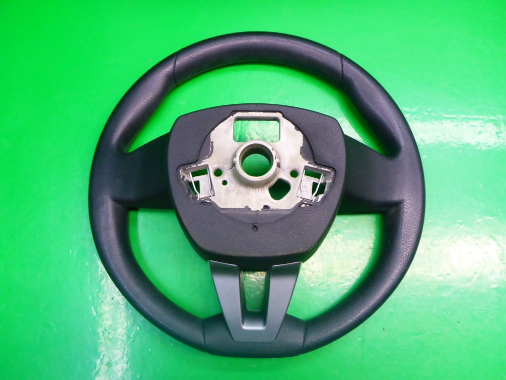 Рулевое колесо (руль)