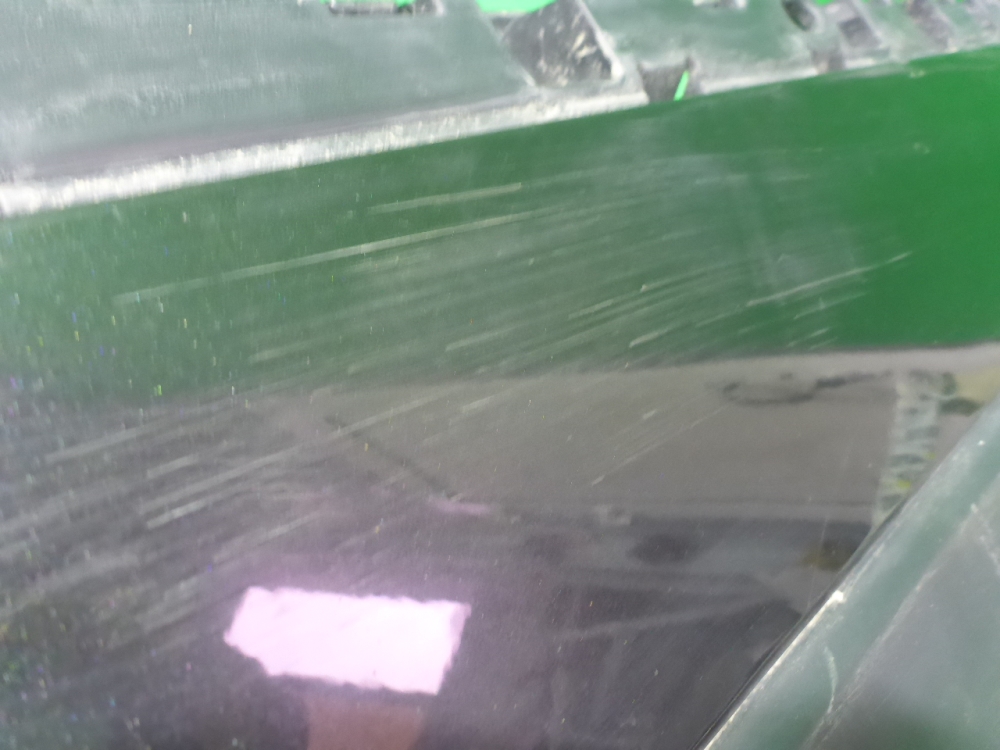 Накладка двери передней левой