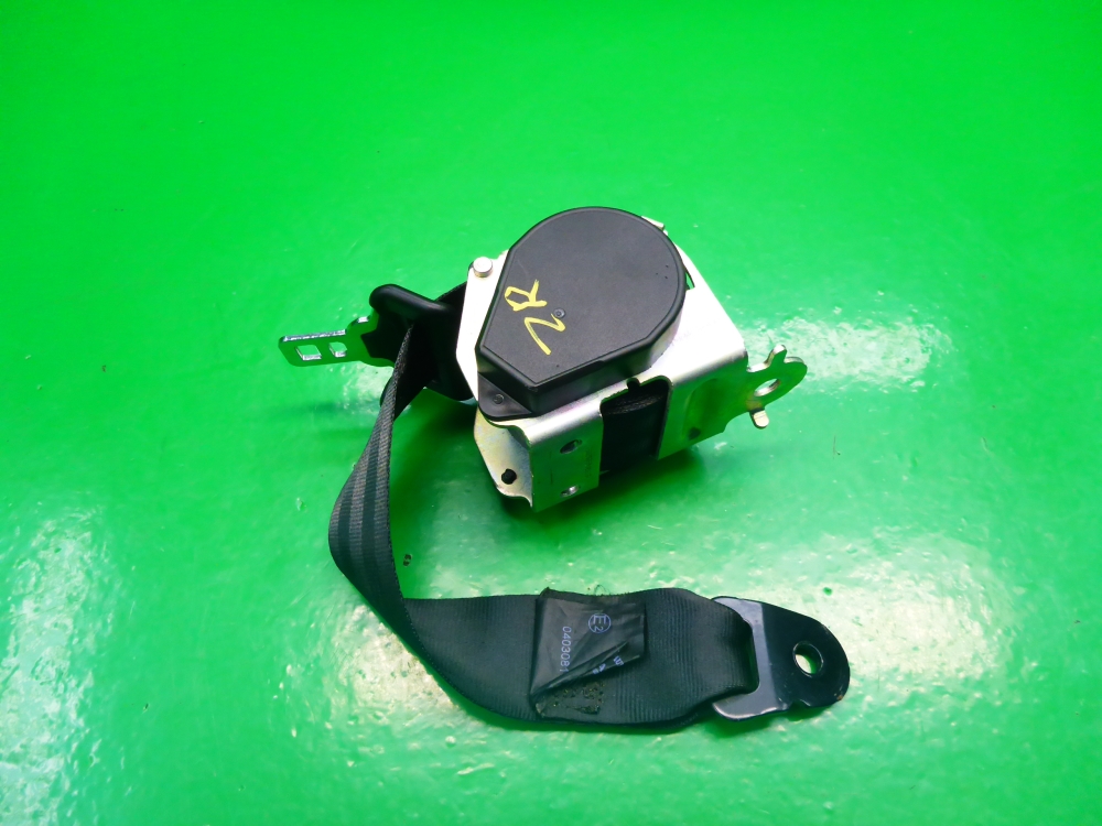 Ремень безопасности