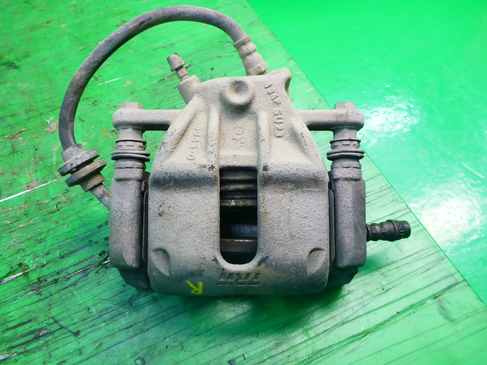 Суппорт передний правый