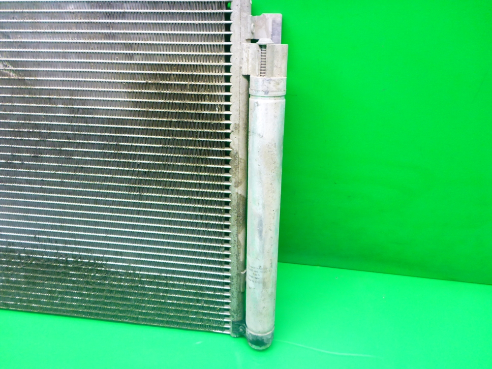 Радиатор кондиционера / конденсер