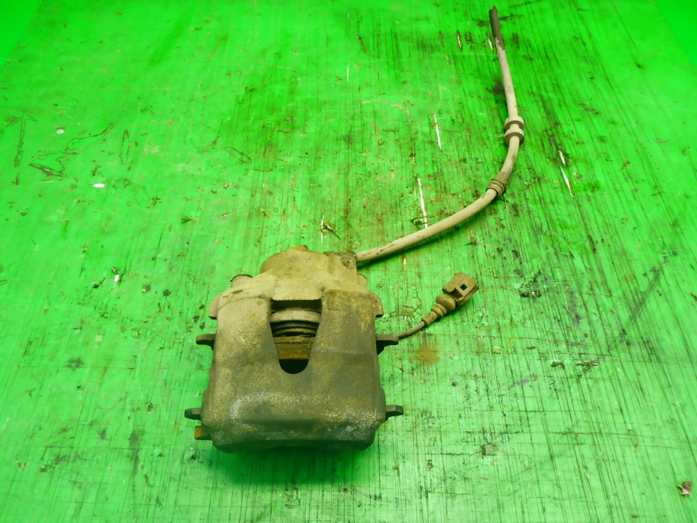 Суппорт передний левый