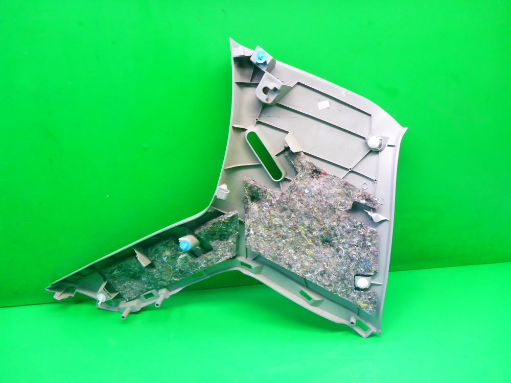 Обшивка багажника