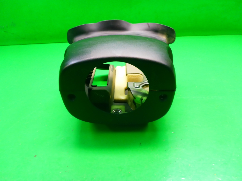 Кожух рулевой колонки