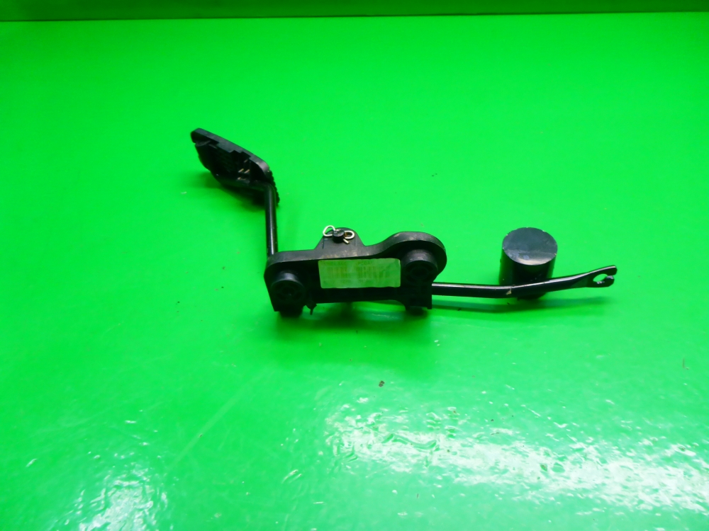 Педаль газа