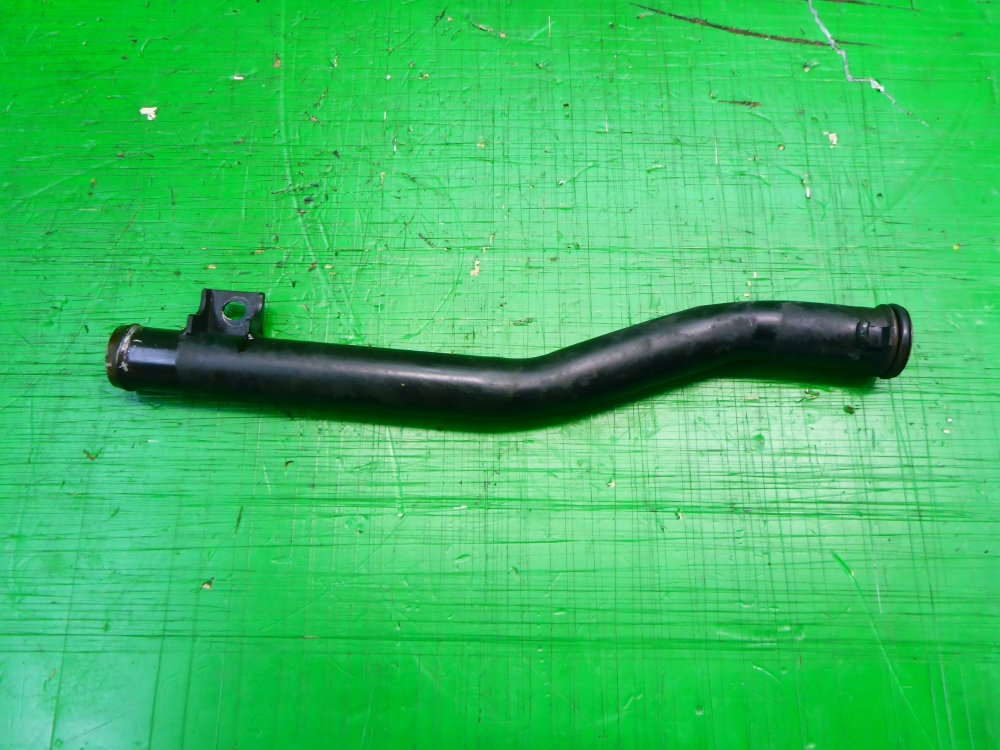 Трубка системы охлаждения