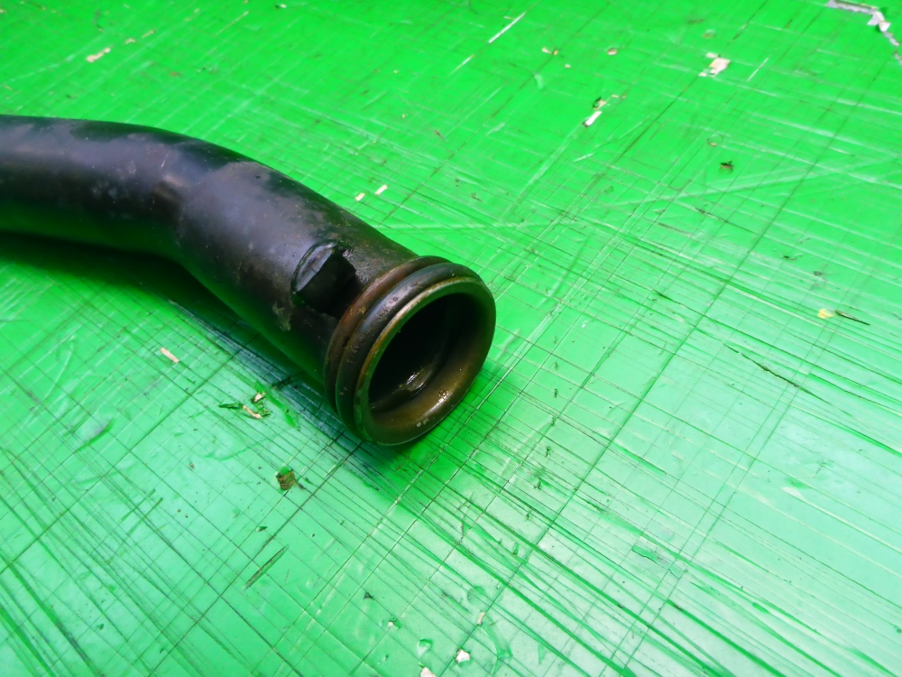 Трубка системы охлаждения