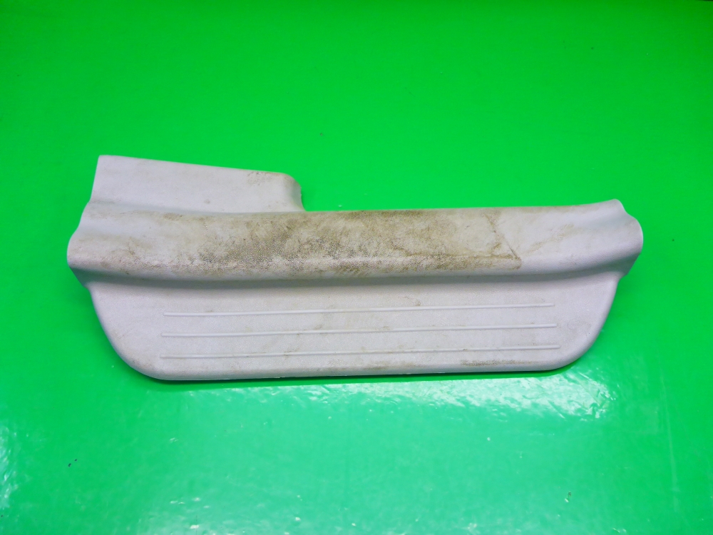 Накладка порога (внутренняя)