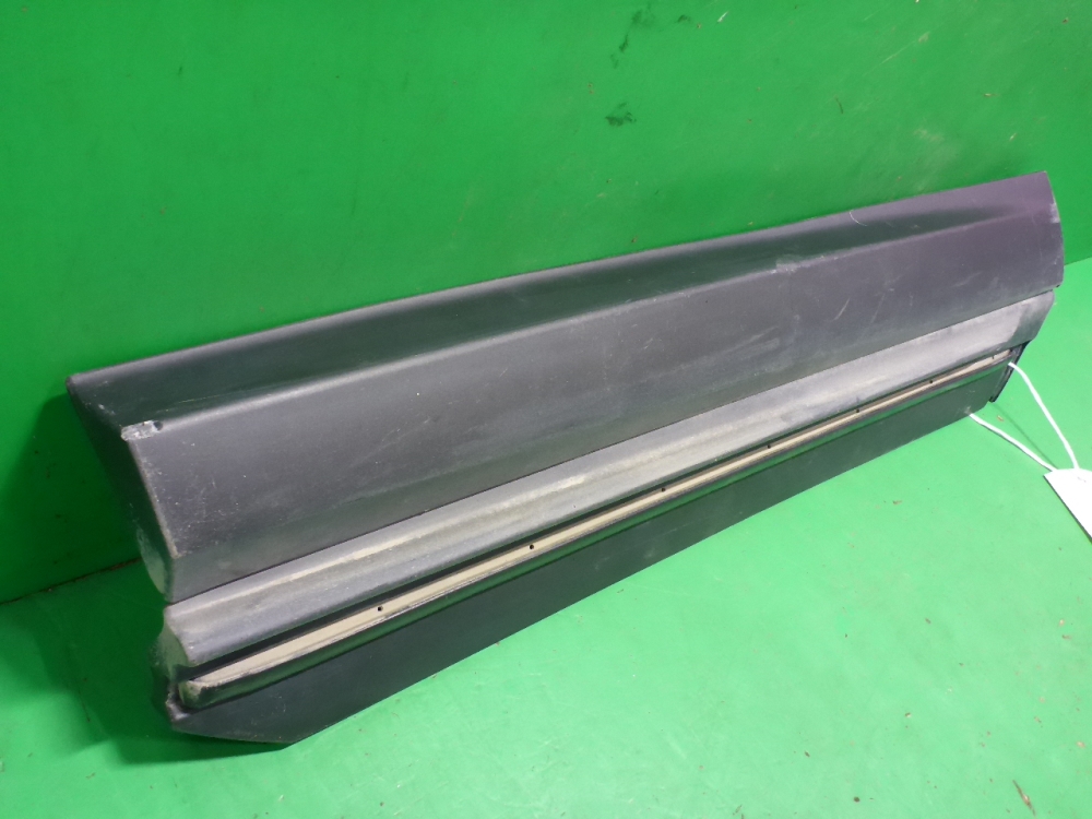 Накладка двери задней левой