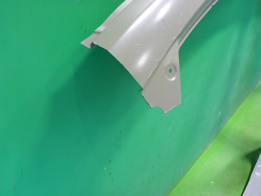 Кузовной элемент