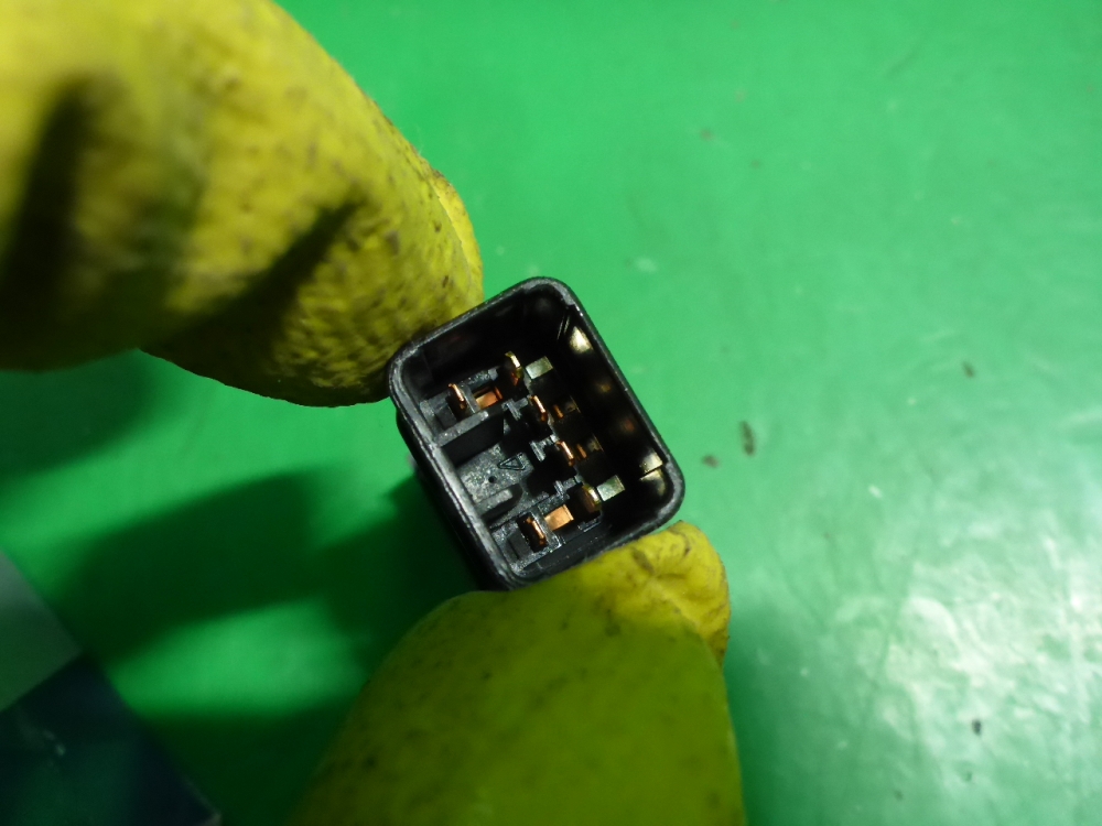 Переключатель света фар