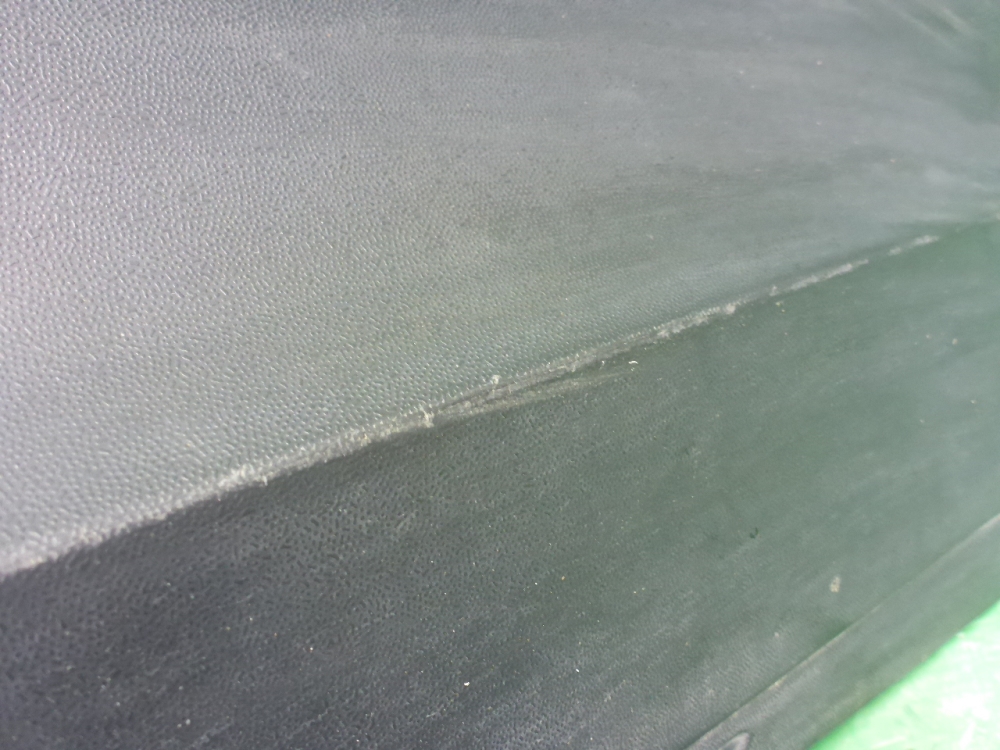 Накладка двери задней левой