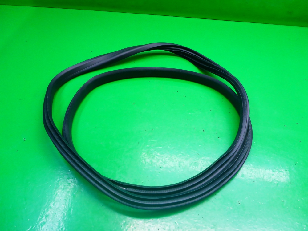 Уплотнитель двери