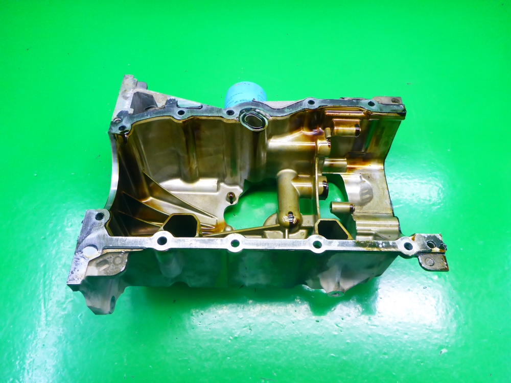 Поддон масляный двигателя (картер)