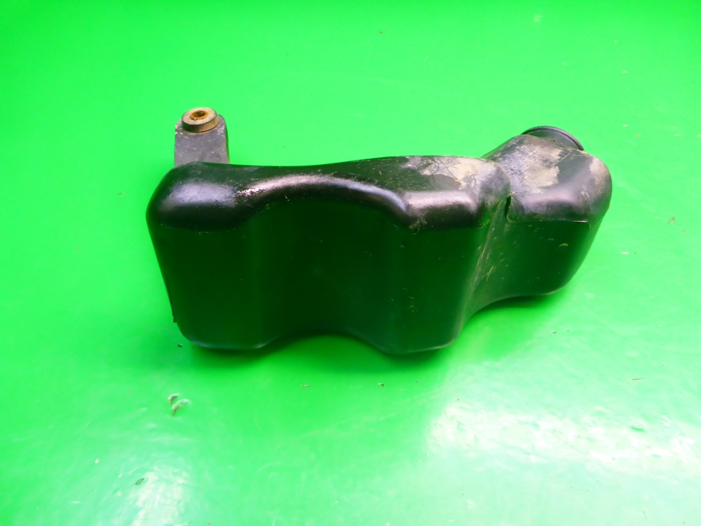 Резонатор воздушного фильтра