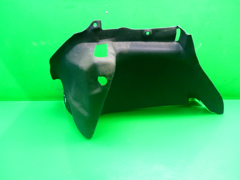 Обшивка багажника