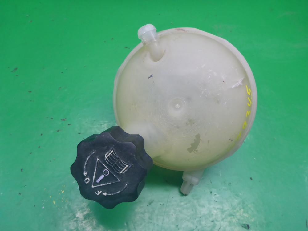 Бачок расширительный