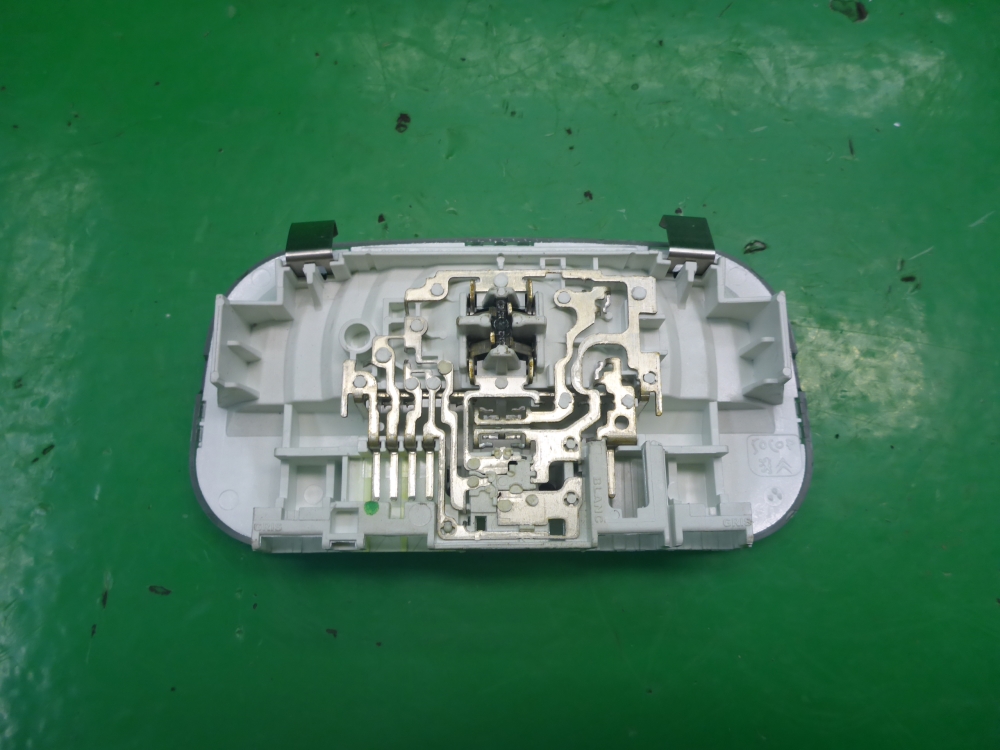 Плафон салонный