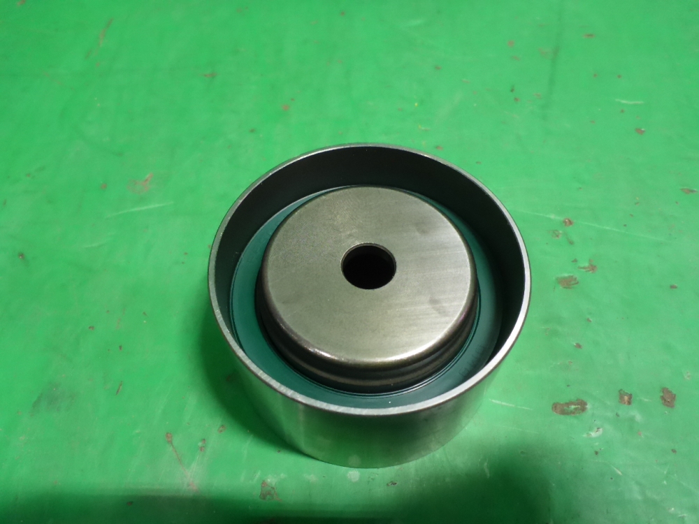 Ролик-натяжитель