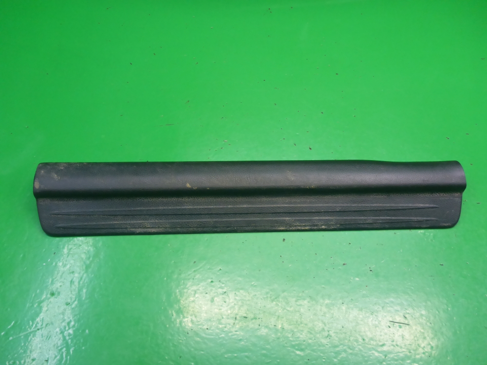 Накладка порога (внутренняя)