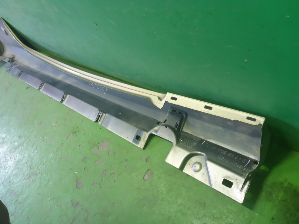 Накладка на порог (наружная)