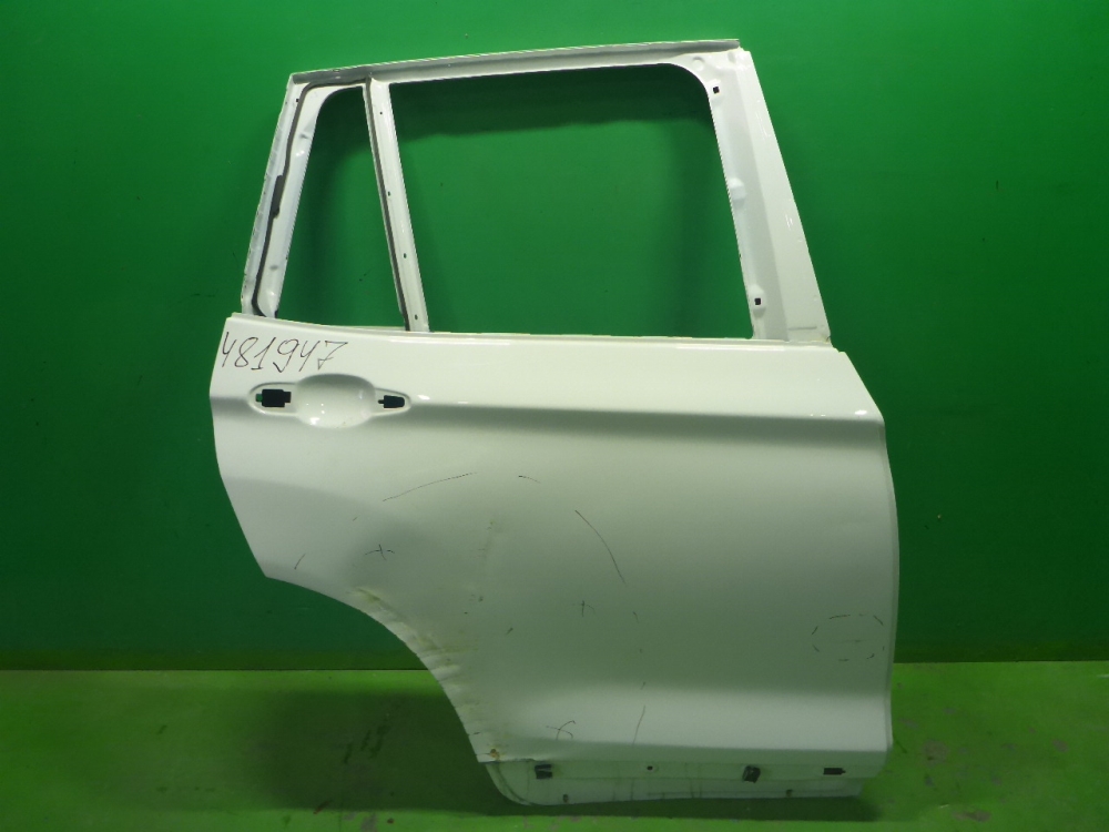 Дверь задняя правая