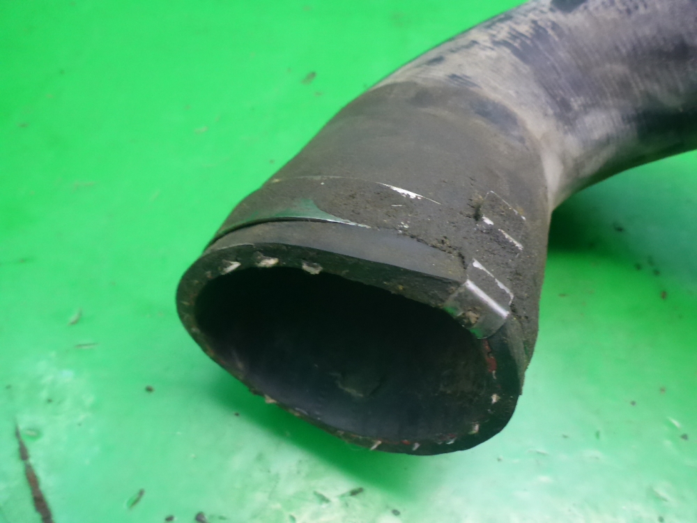 Патрубок интеркулера