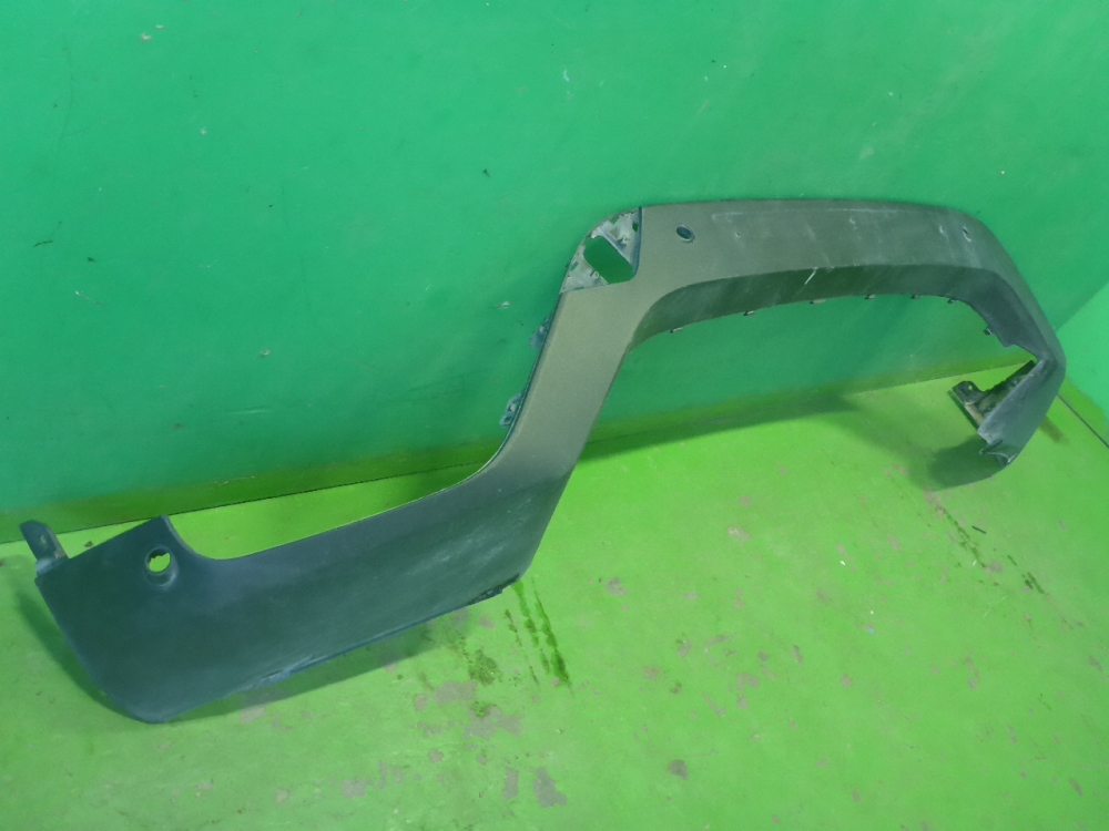 Накладка переднего бампера