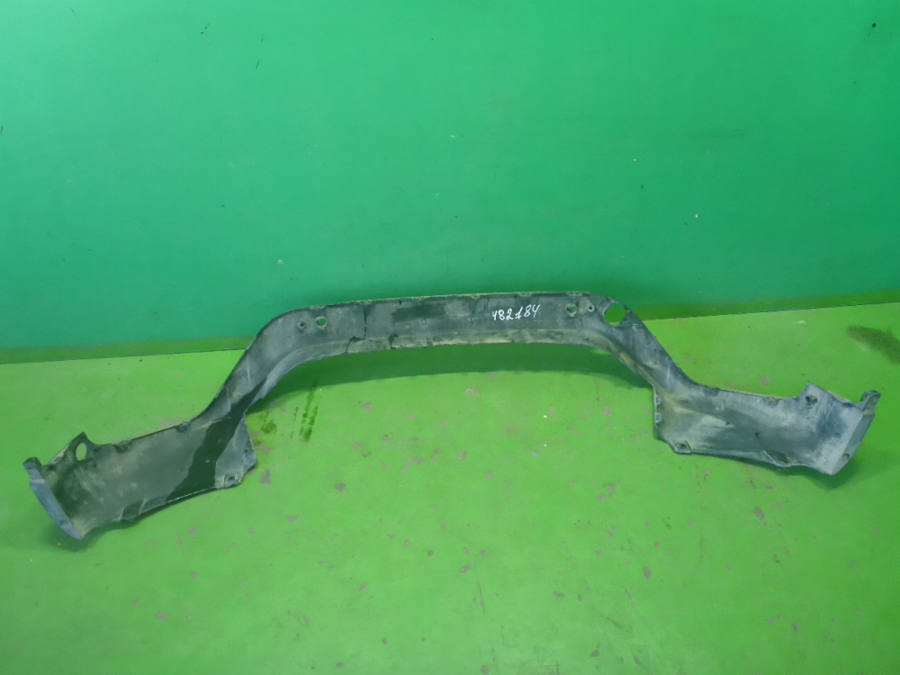 Накладка переднего бампера