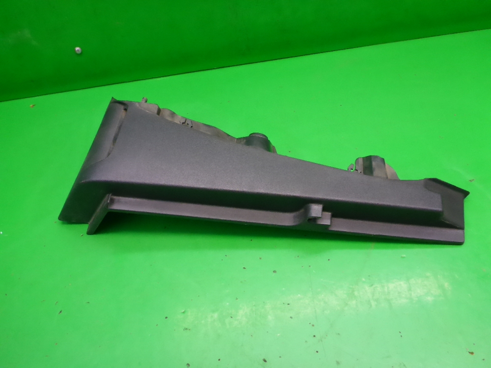 Держатель задней полки