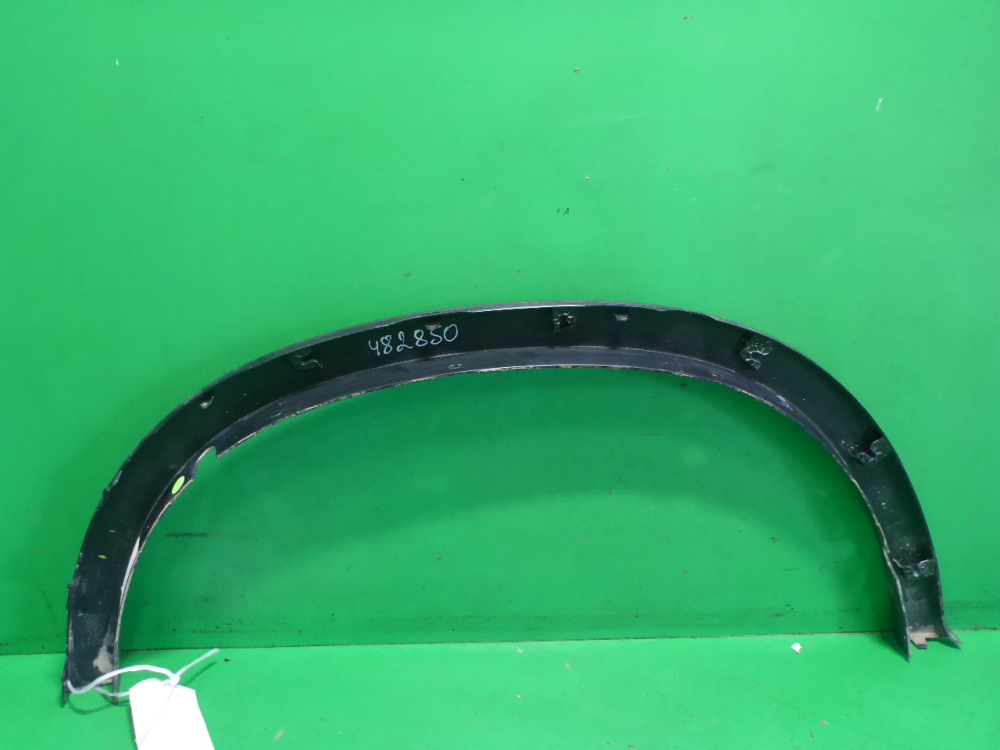 Накладка заднего крыла левого