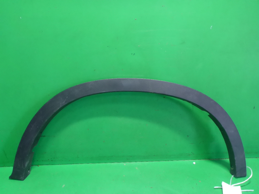 Накладка заднего крыла левого