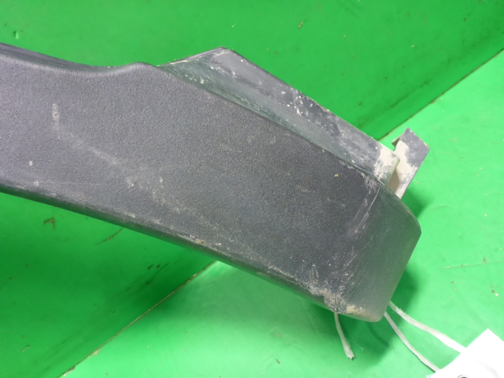 Накладка заднего крыла правого