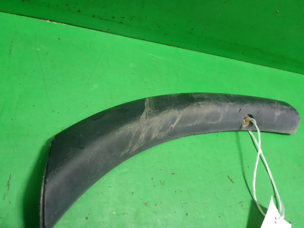 Накладка заднего бампера левая