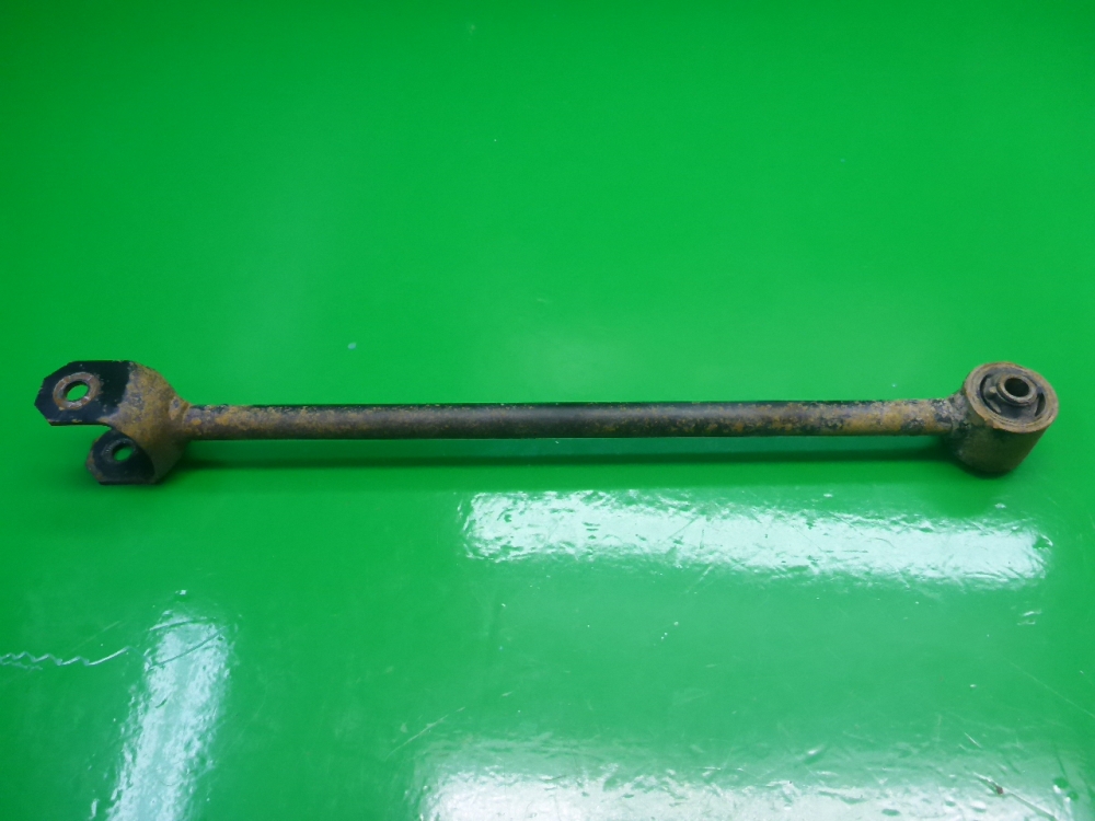 Тяга задняя поперечная