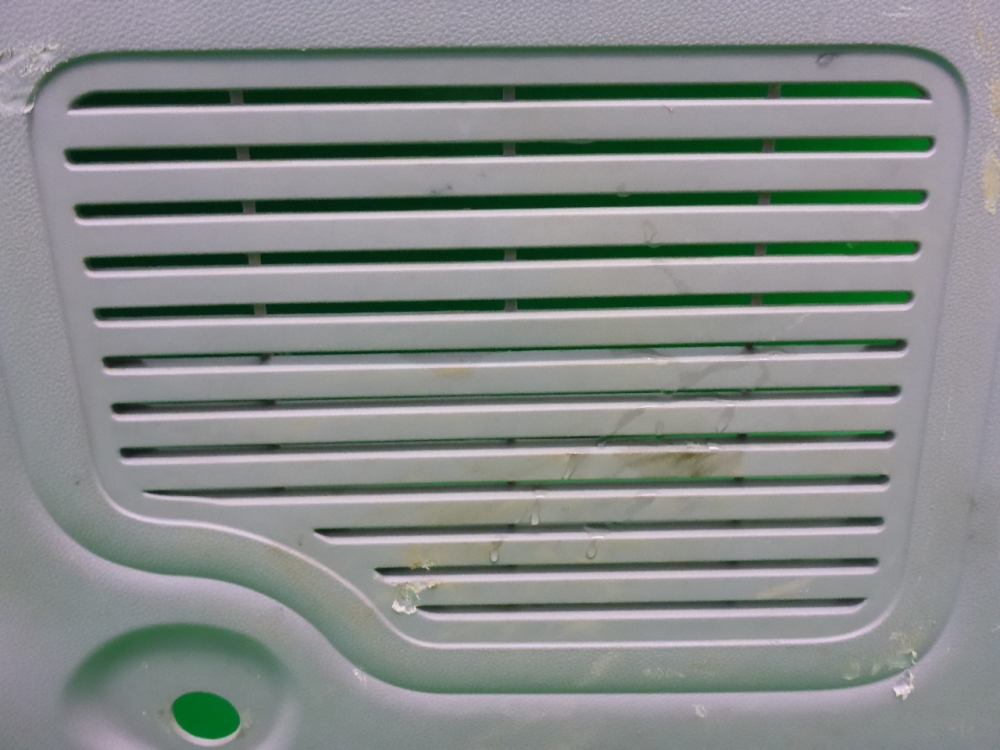 Обшивка багажника