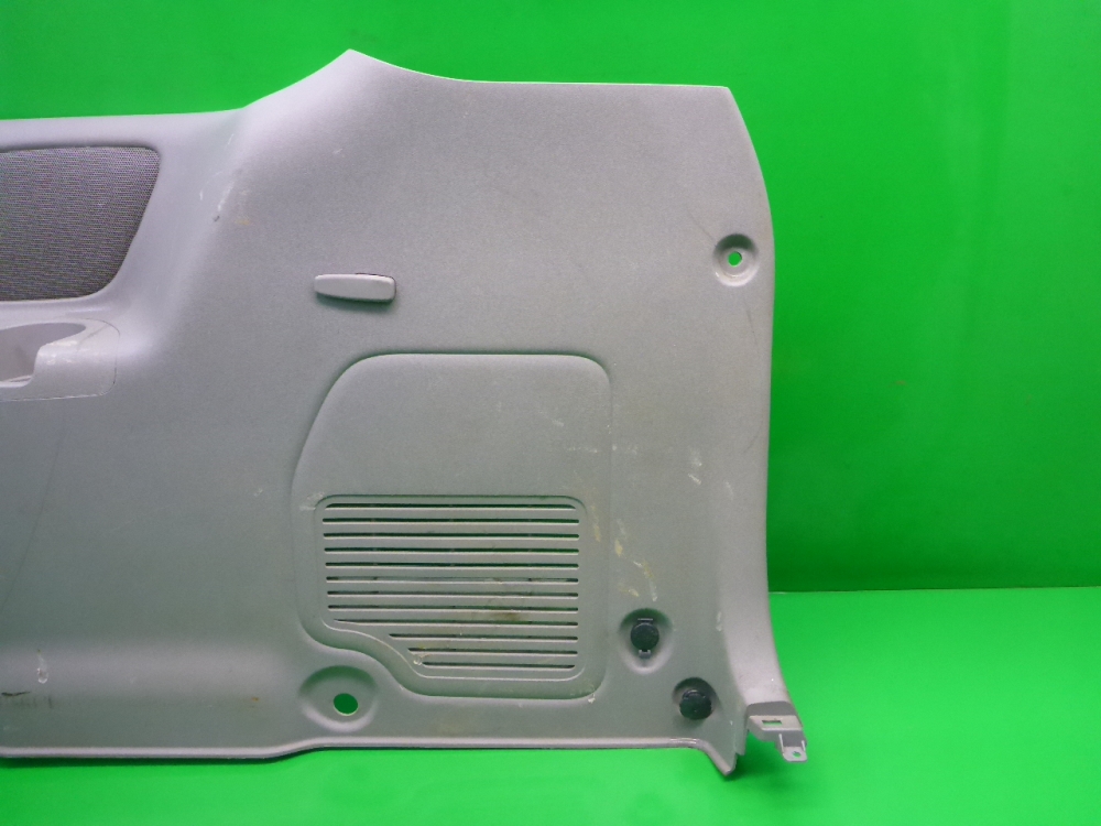 Обшивка багажника